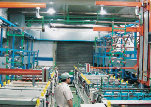 Linea sanitaria di automazione del piatto dei montaggi di TOTO